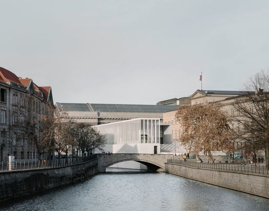 Sobriety and Essentiality: James-Simon-Galerie by David Chipperfield with e15