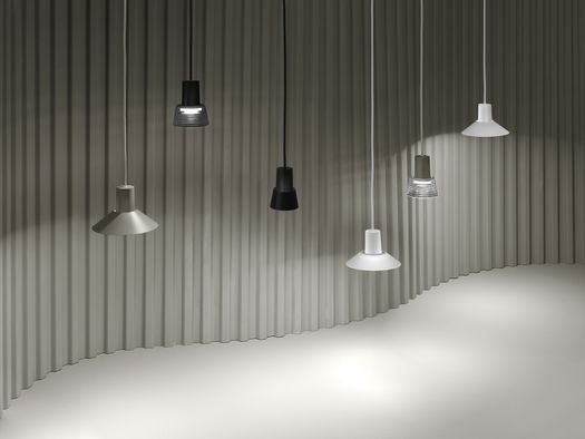Light According to Zero