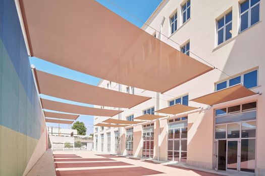 Resstende per la sede NABA di Roma