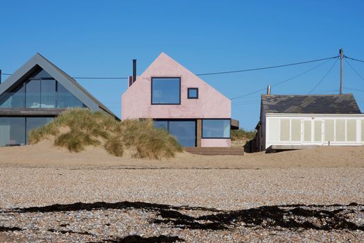 Rosé für ein Haus in den Dünen von East Sussex