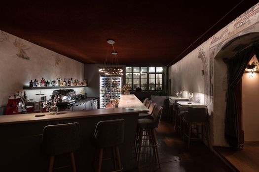 Bagliori dorati per un ristorante a Basilea