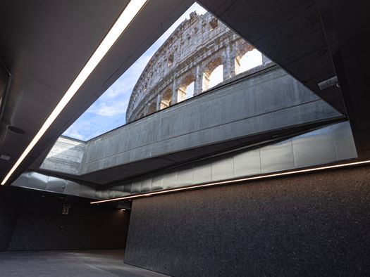 Casalgrande Padana for the Colosseo Metro Station in Rome