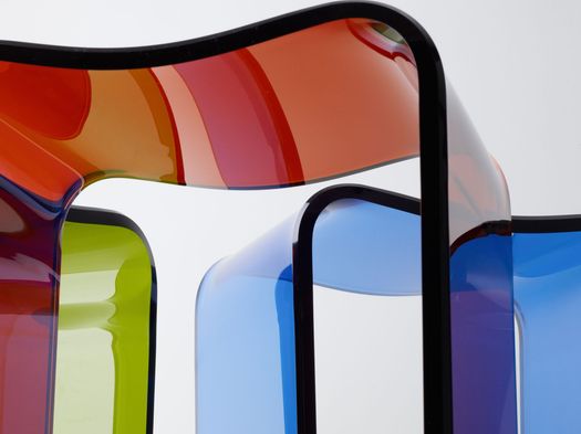 Material Clarity and Indoor–Outdoor Use: DW 2000 by Decor Walther