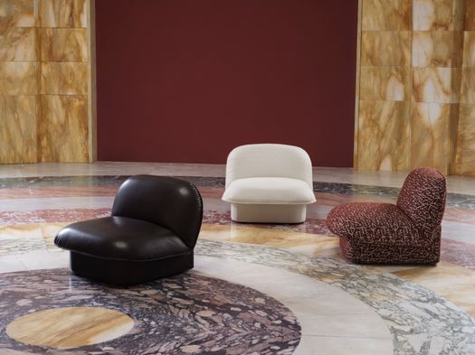 Una poltrona lounge per l'incontro e la conversazione