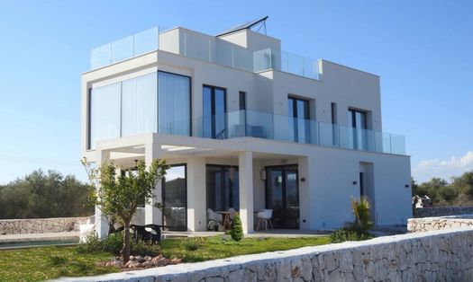 Sidel interpreta il design degli infissi con profili sottili