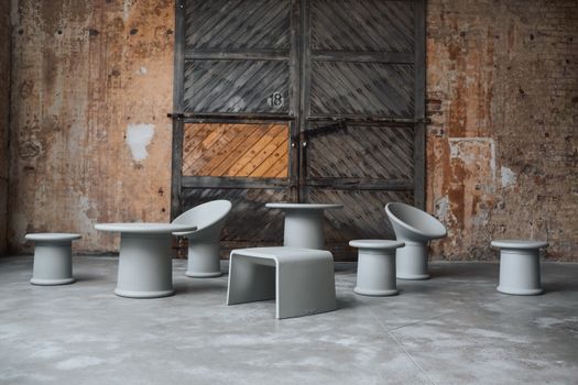 What if a Table Could Be Transformed into a Chair? It’s Possible with Loope