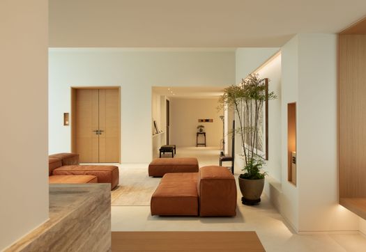 A Courtyard Residence Evokes Historic Chinese Gardens