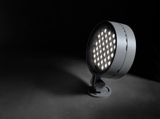 Minimalismo ed efficienza: la luce outdoor secondo Luce&Light