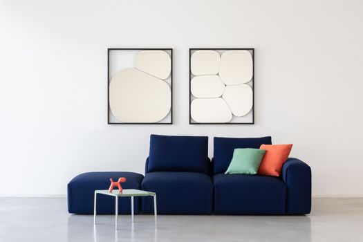 Morphed Mirror by Magis: Between Three-Dimensional and Two-Dimensional