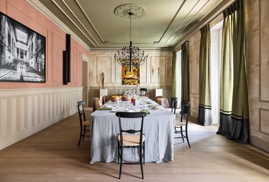 Uno spazio eclettico dedicato alla convivialità della cultura italiana