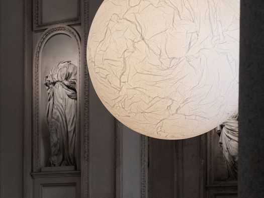 'Un'ora di luce', la mostra di Davide Groppi a Piacenza