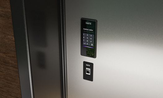 Dierre semplifica l’apertura delle porte blindate