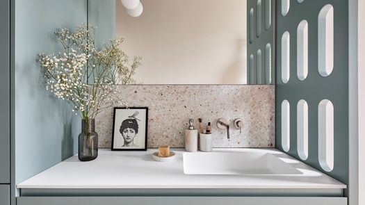 Ricavare un secondo bagno: 3 idee progettuali per aumentare comfort e funzionalità in casa