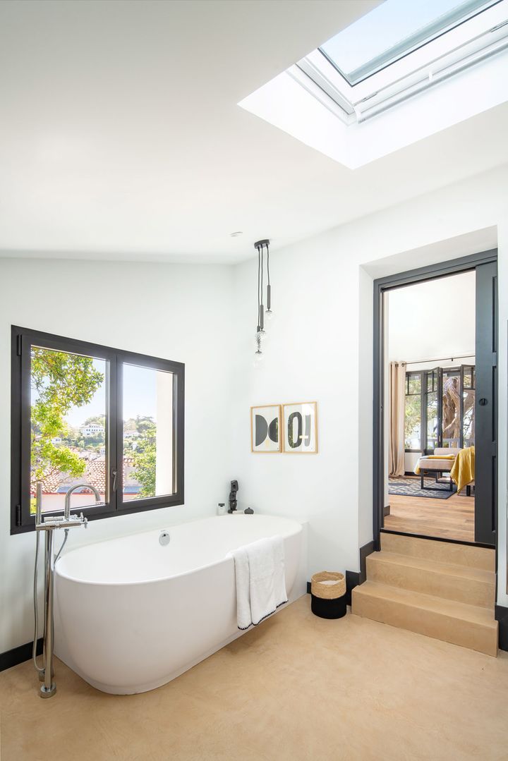 Badewanne Luv von Duravit für private Bäder und Hotelgewerbe