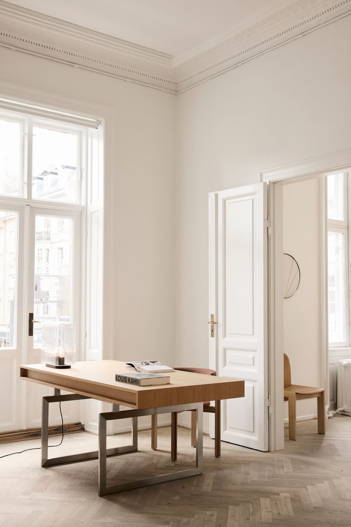 KARAKTER x CASSINA_Office Desk_Bodil Kjær_ph_Anders Schonnemann 5