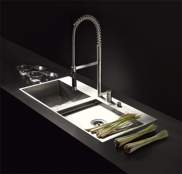 Dornbracht premiere eUnit Kitchen