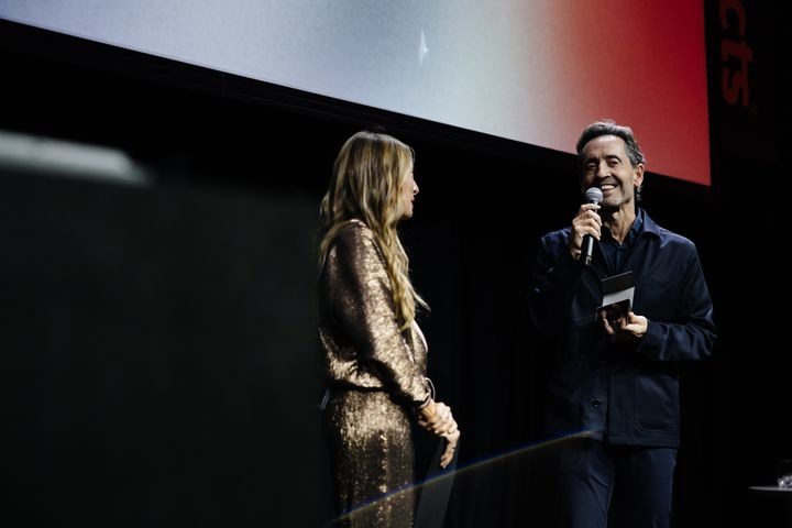 Roberta Dragone, Executive Editor di Archiproducts - Pere Llonch, CEO di Vibia 13