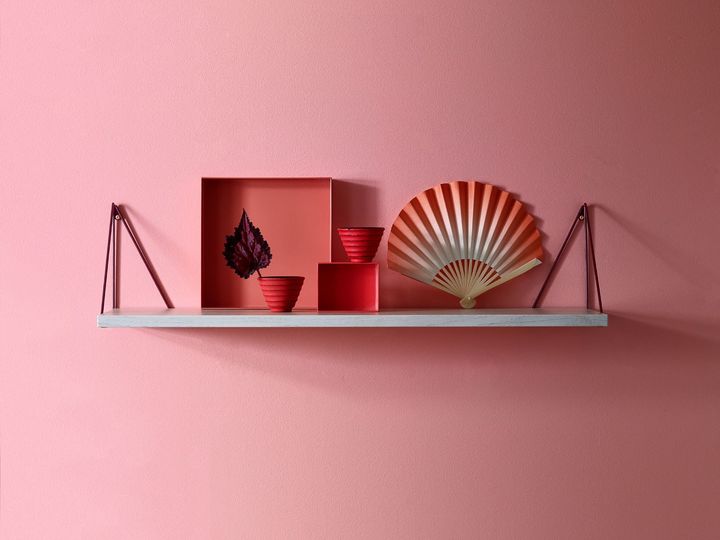 Pythagoras, one shelf system, unlimited design solutions