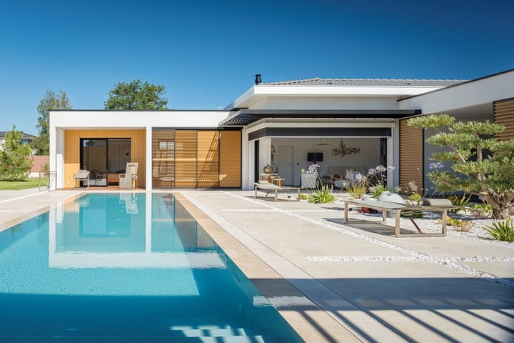 The Ultimate in Indoor and Outdoor Comfort