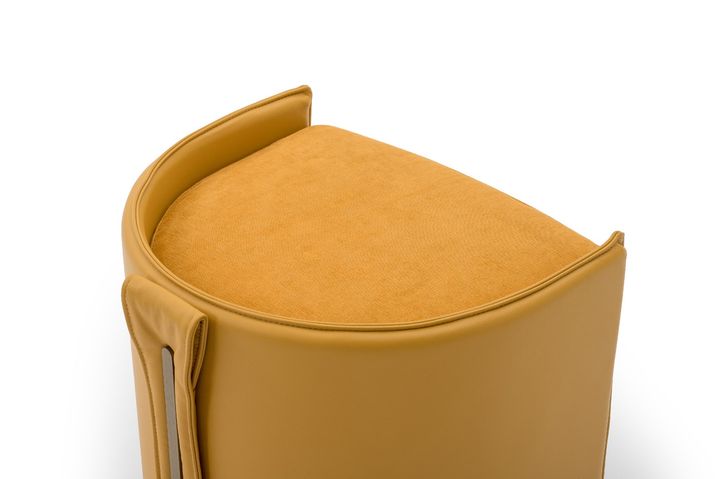 Pantone Colors on Turri Furniture