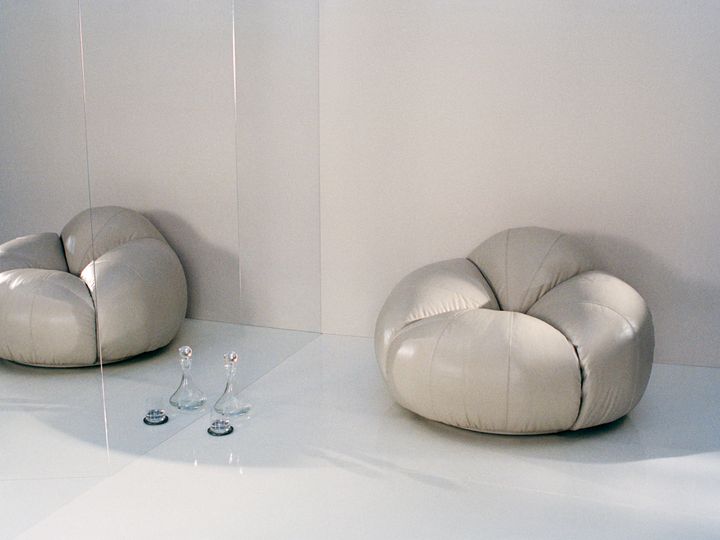 【TOMATO】eilersen オットマン The Tomato armchair, reissued by Poltronova and Chloé