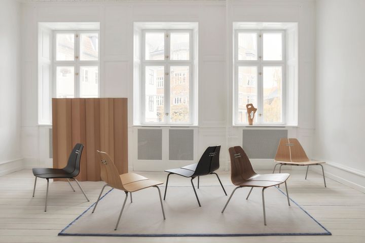 Fritz Hansen produced the PK23 chair by Poul Kjærholm