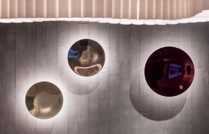 La nuova lampada Foscarini: l'apparecchio da parete e soffitto ANOOR