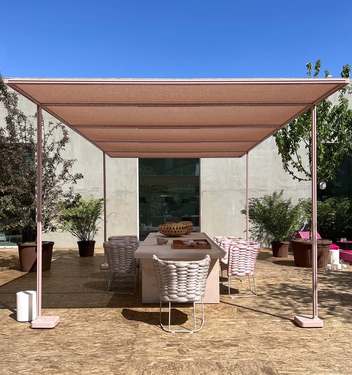 Indoor and outdoor collections presented in the new Paola Lenti Milan