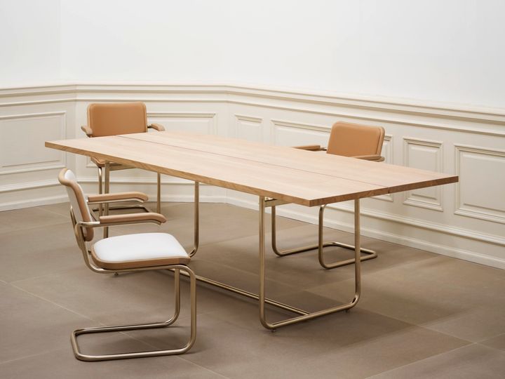 S 1070 table - JS. THONET - photo Hartmut Nägele 4