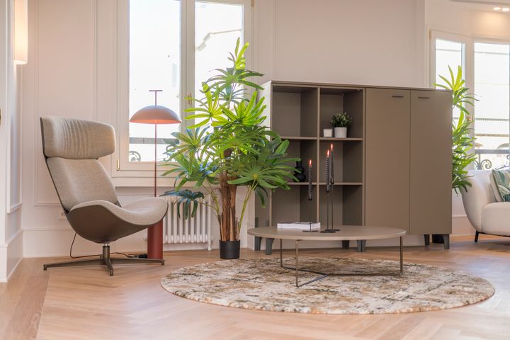 Gli arredi Design Living di Quadrifoglio Group per un appartamento a Madrid