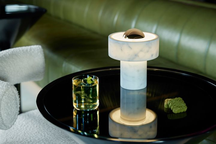 Lampada portatile Stone di Tom Dixon 3