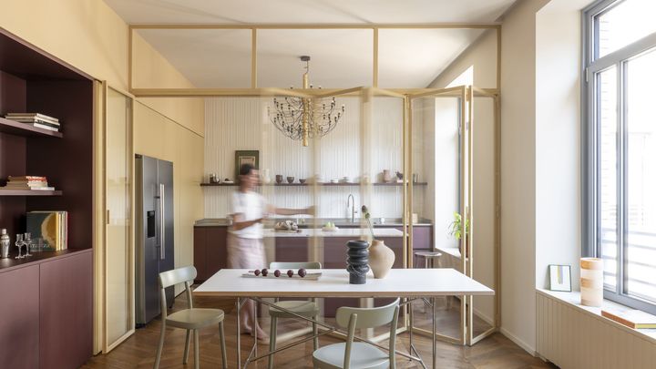 6 Smart Ways to Divide a Small Kitchen and Living Room Without Losing Light