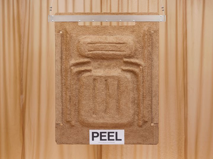 The hemp-based PEEL Chair, the first injection-moulded chair that can ...