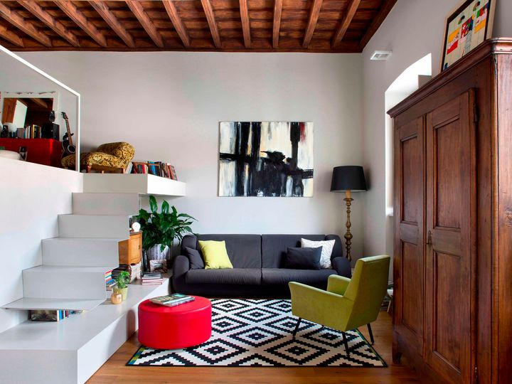 5 Space-Saving Ideas for Furnishing a 215 sq ft Studio Apartment 10