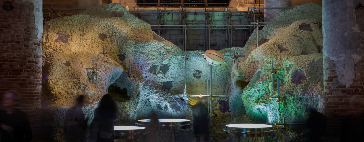 L'installazione di Patricia Urquiola alla Biennale di Venezia