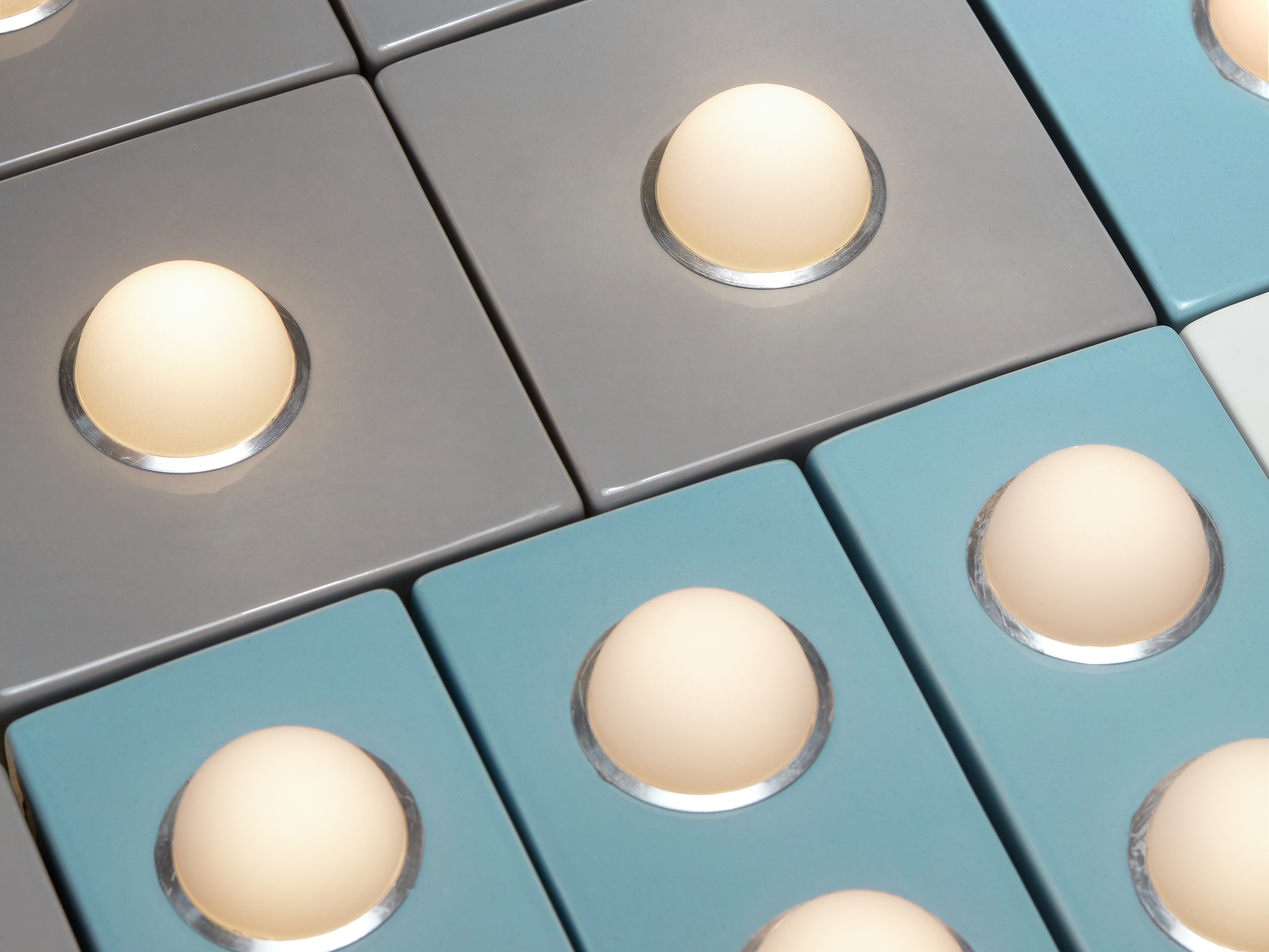 A Modular and Luminous Tile: REdDUO x Leucos