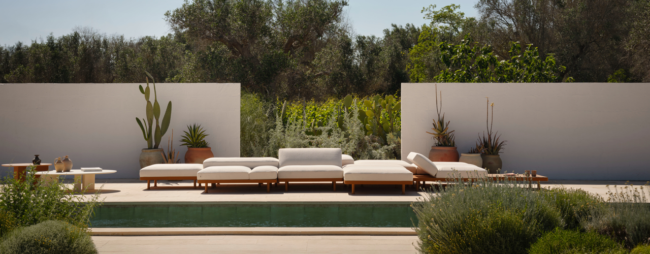 Una nuova stagione outdoor tra divani modulari e complementi in alluminio