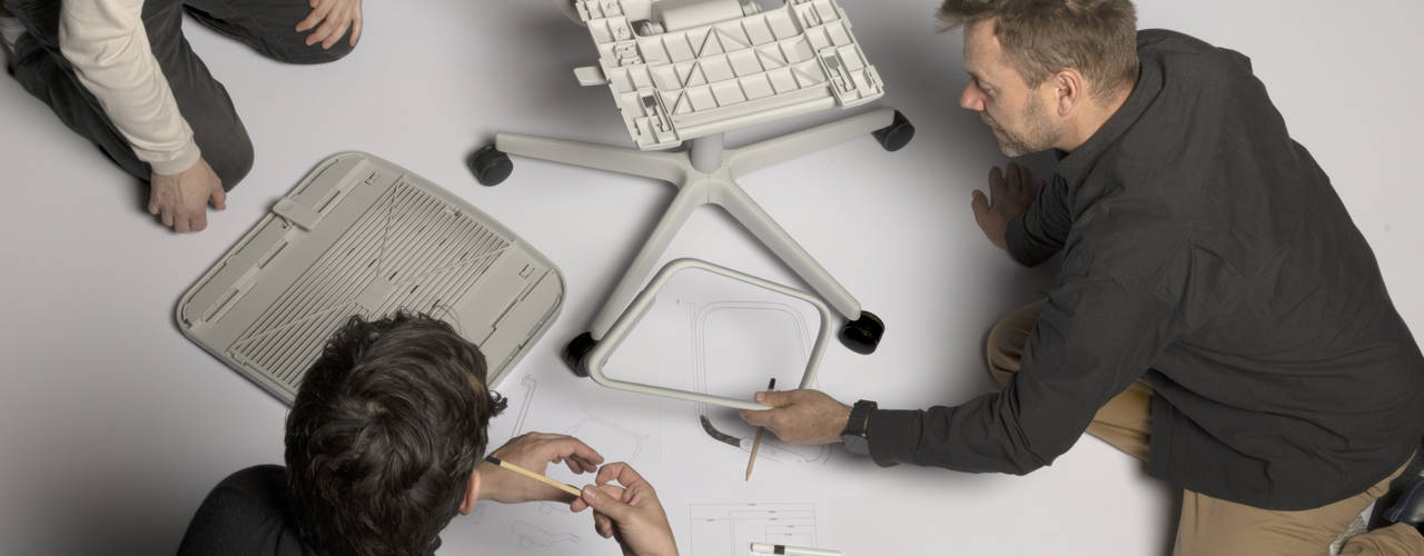 MUKU, a Chair Shaped for the Rhythm of the Working Day