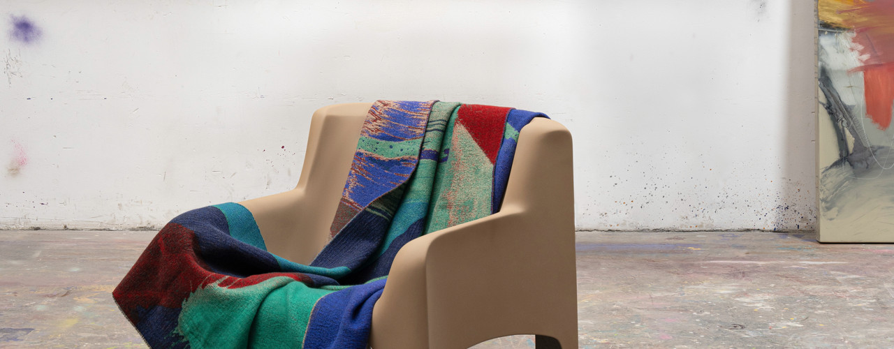 Tessuti d'autunno: i nuovi maxi-plaid firmati Draga & Aurel