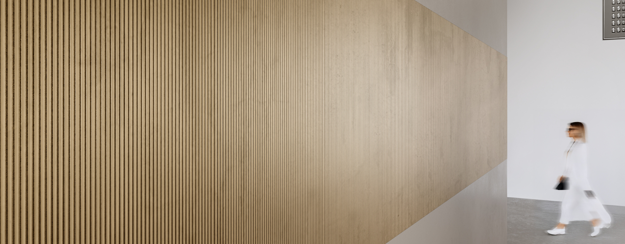 A Surface in Constant 'Metamorphosis'