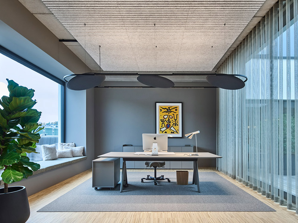 Neuer Blomus Headquarter in Licht von Deltalight getaucht 