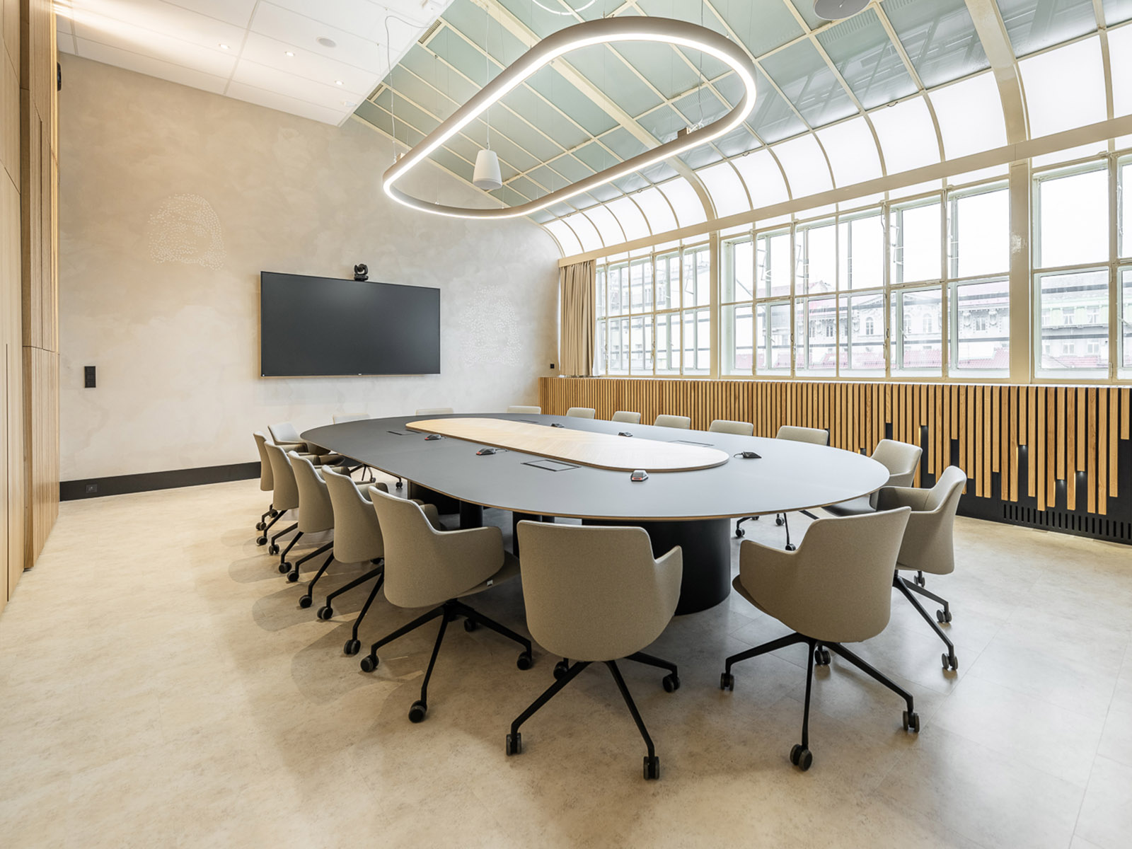 Komfort für den Sitzungssaal Staatlichen Druckerei für Wertpapiere in Prag 