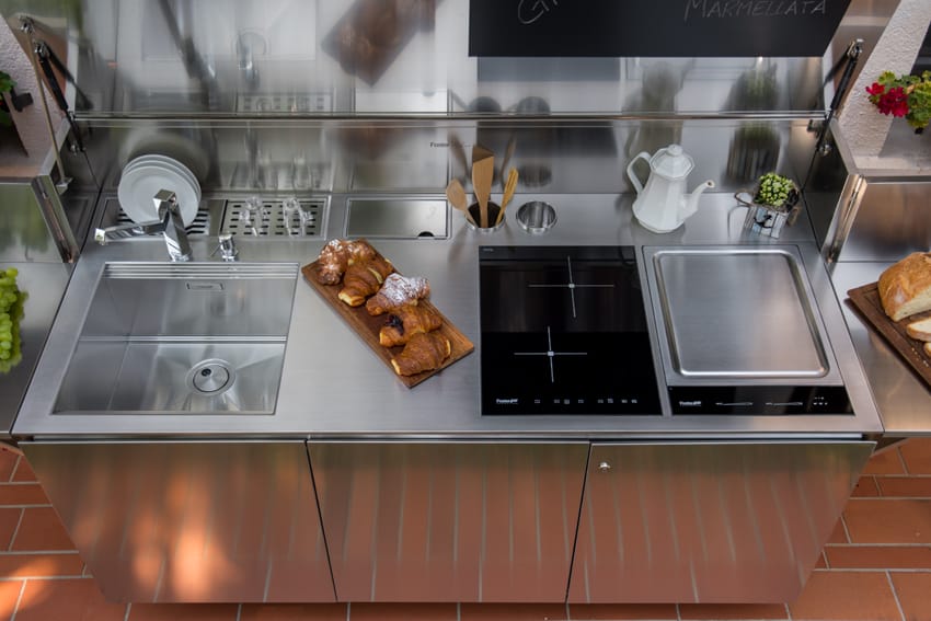 FINALMENTE Electric stainless steel outdoor kitchen By Foster design