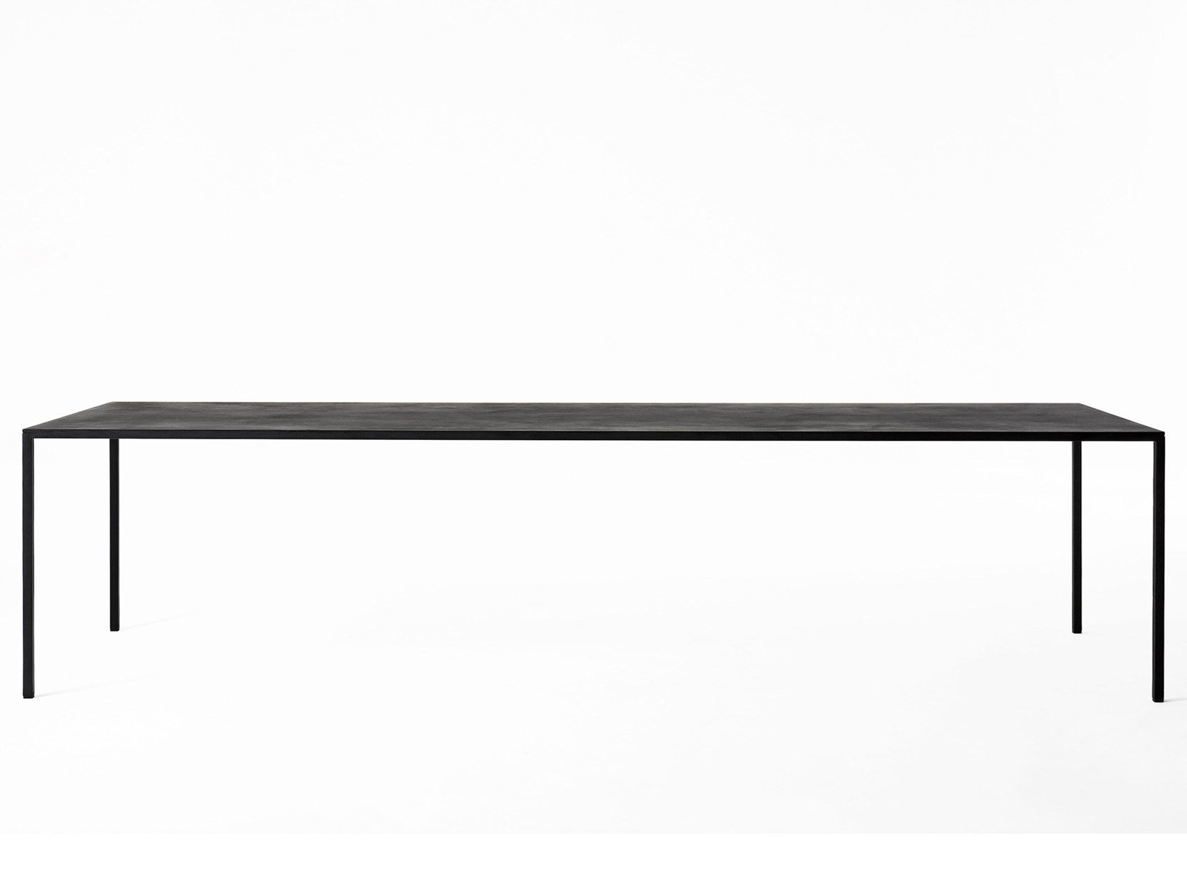 25 Composite material table By Desalto design Metrica