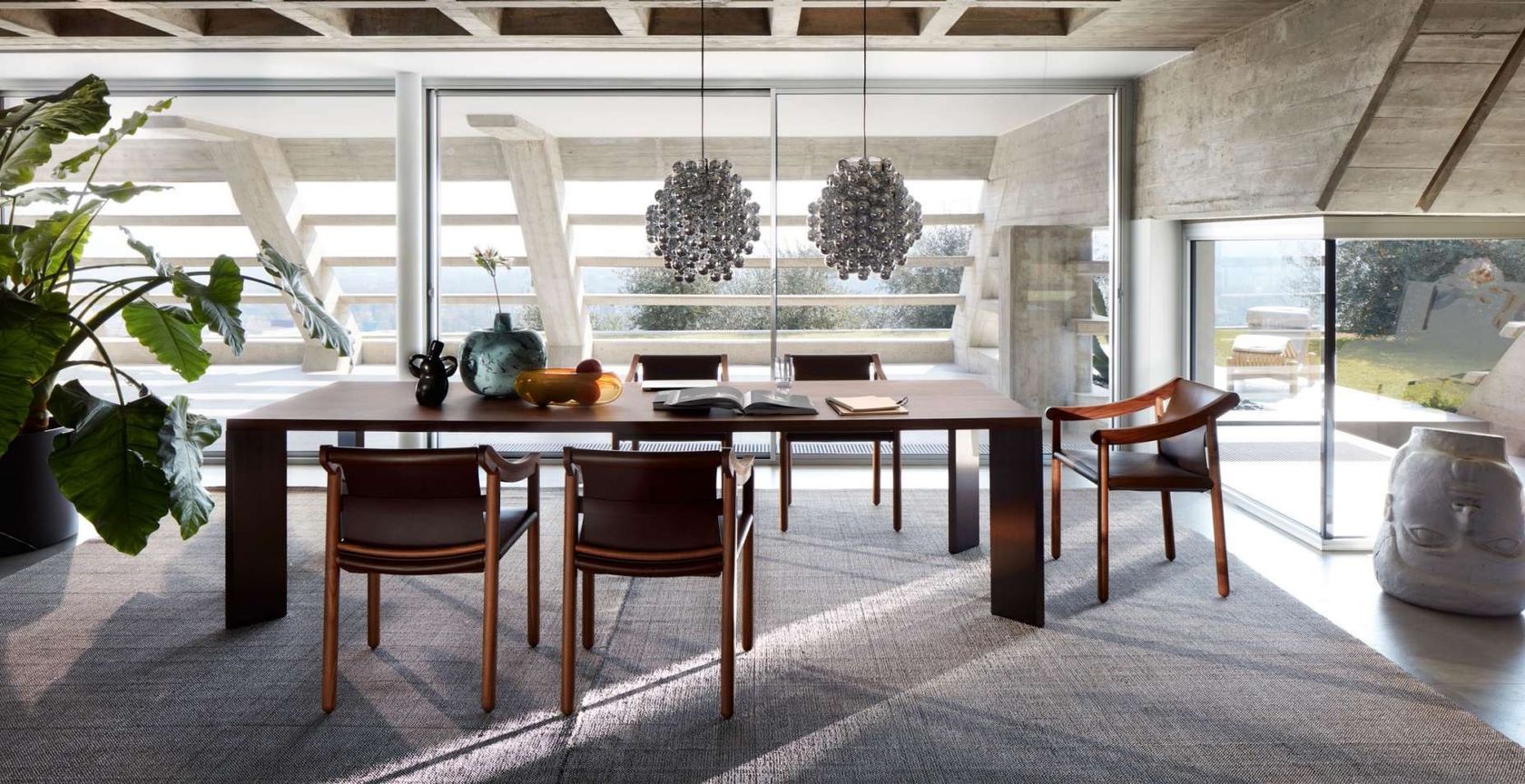 905 椅子 By Cassina | design Vico Magistretti