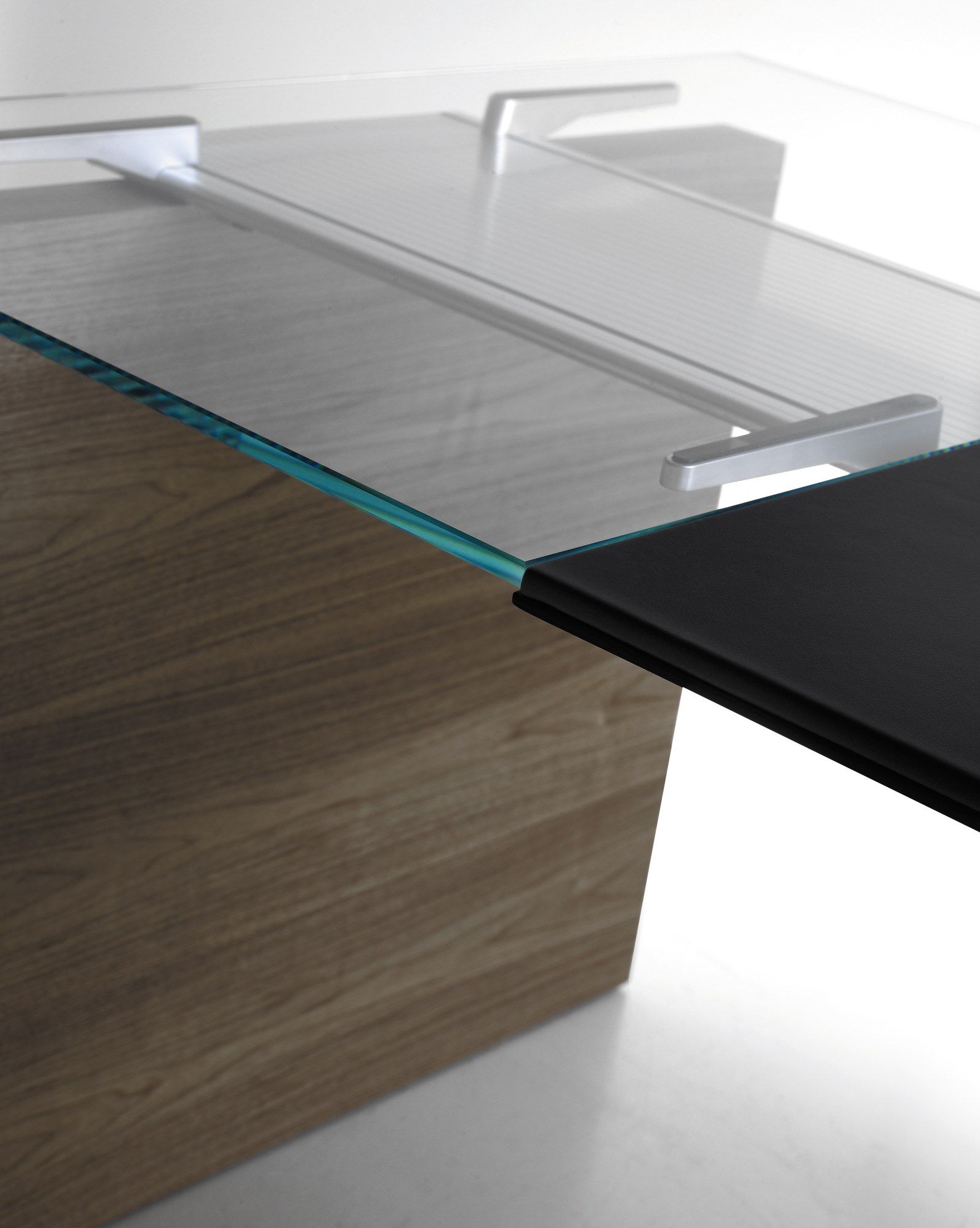 A2 DIRECTIONAL | L-shaped office desk A2 Collection By BK Contract ...