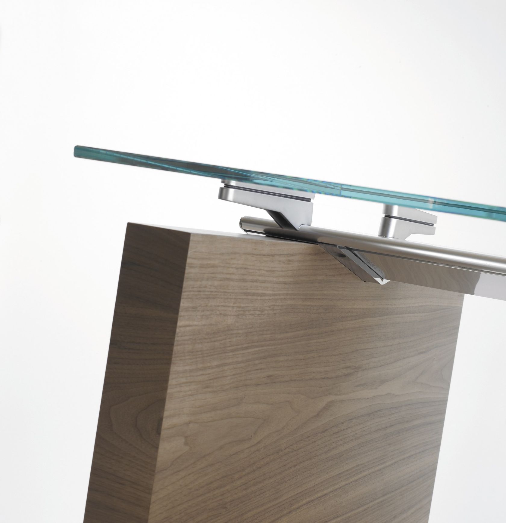 A2 DIRECTIONAL | L-shaped office desk A2 Collection By BK Contract ...