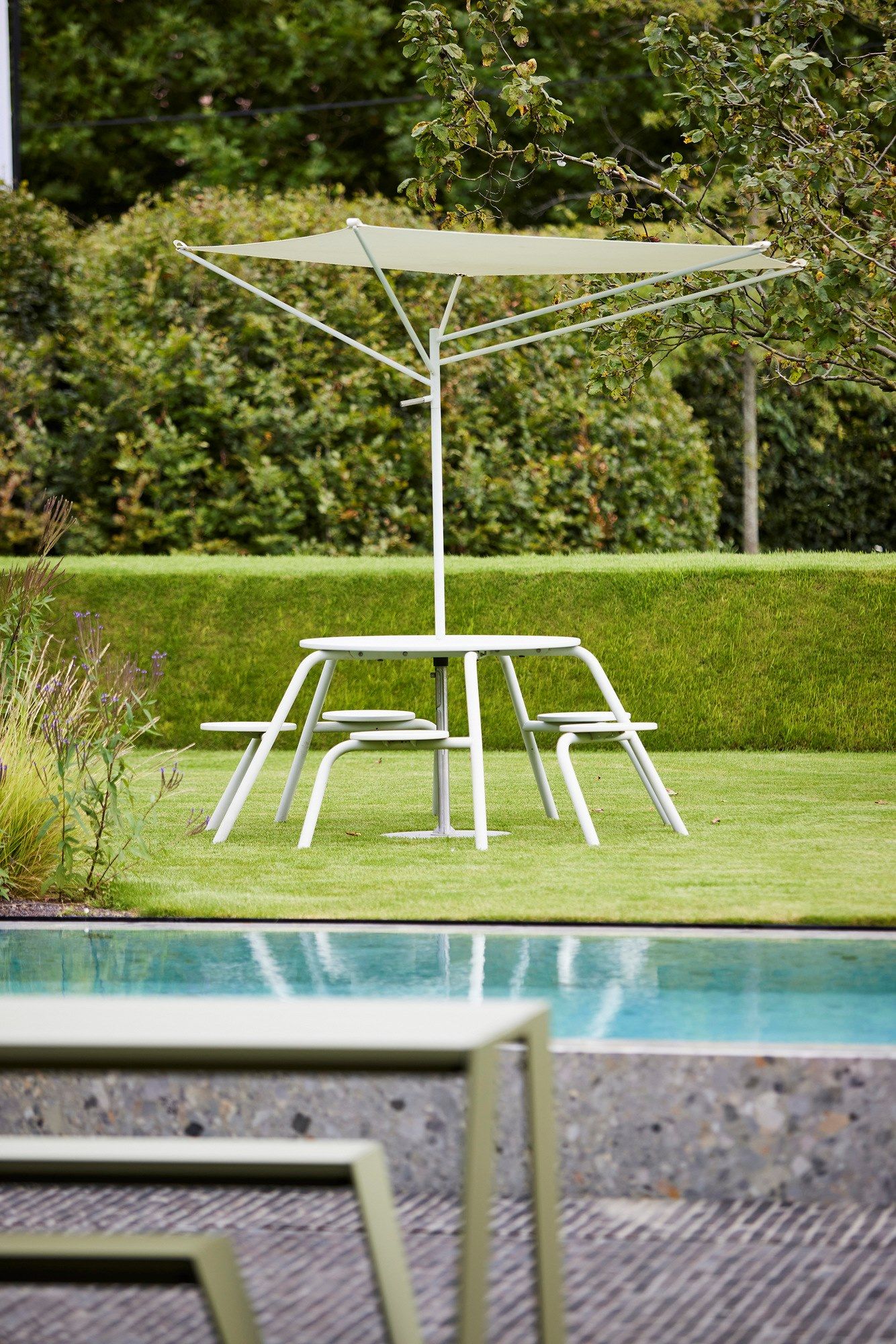 Stainless steel Garden umbrella ACACIA By Extremis design Dirk Wynants