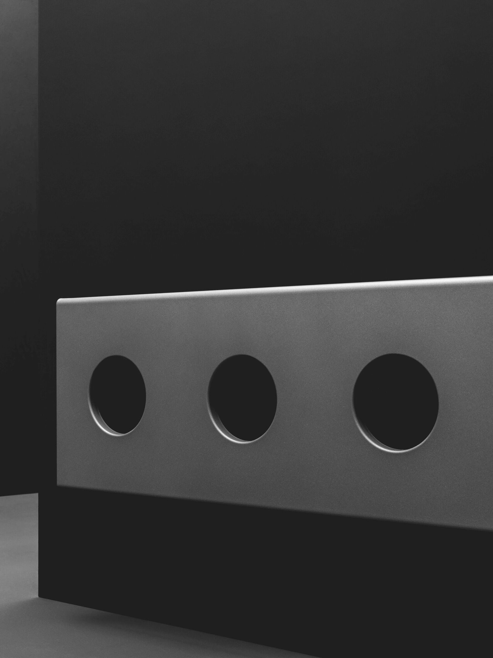 TREO Wall-mounted towel warmer By ANTRAX | design Andrea Crosetta