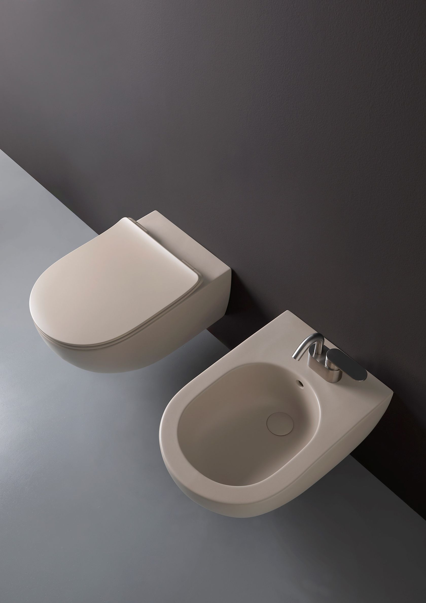 APP | Wall-hung toilet By Ceramica Flaminia
